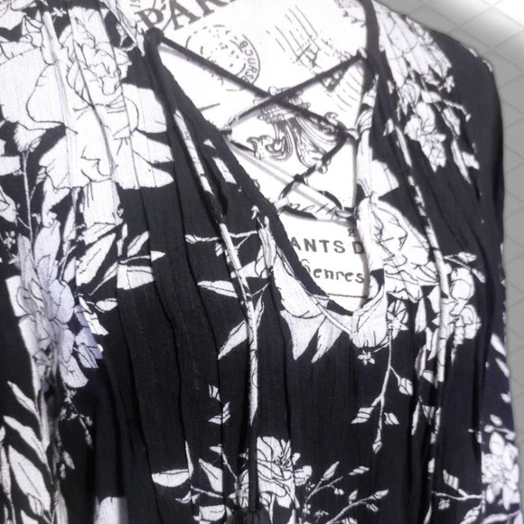 BILLABONG for Buckle Boho Ray of Light Floral Flutter Sleeve Top Blouse - Picture 4 of 8